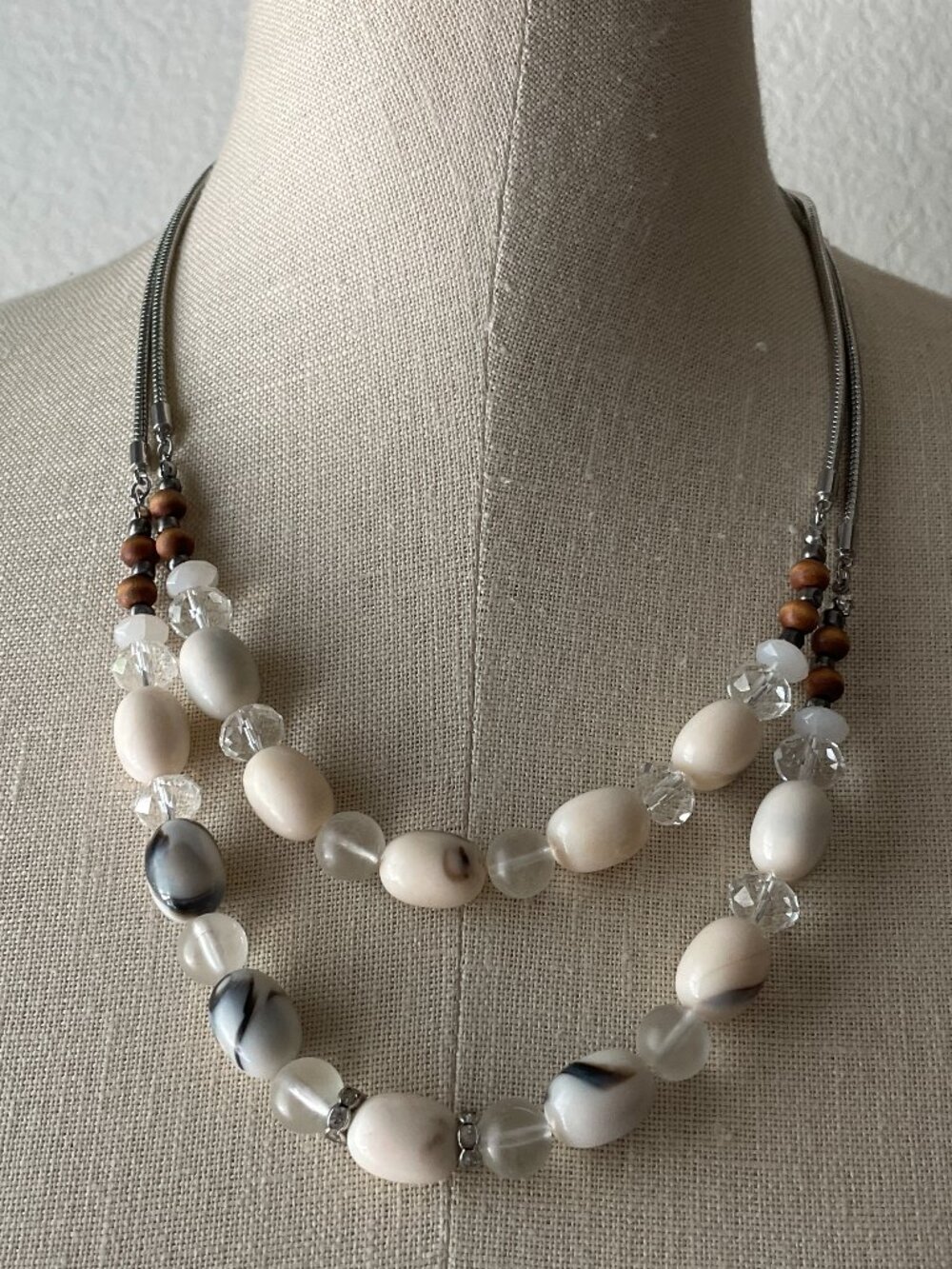 Ann Taylor Loft Necklace